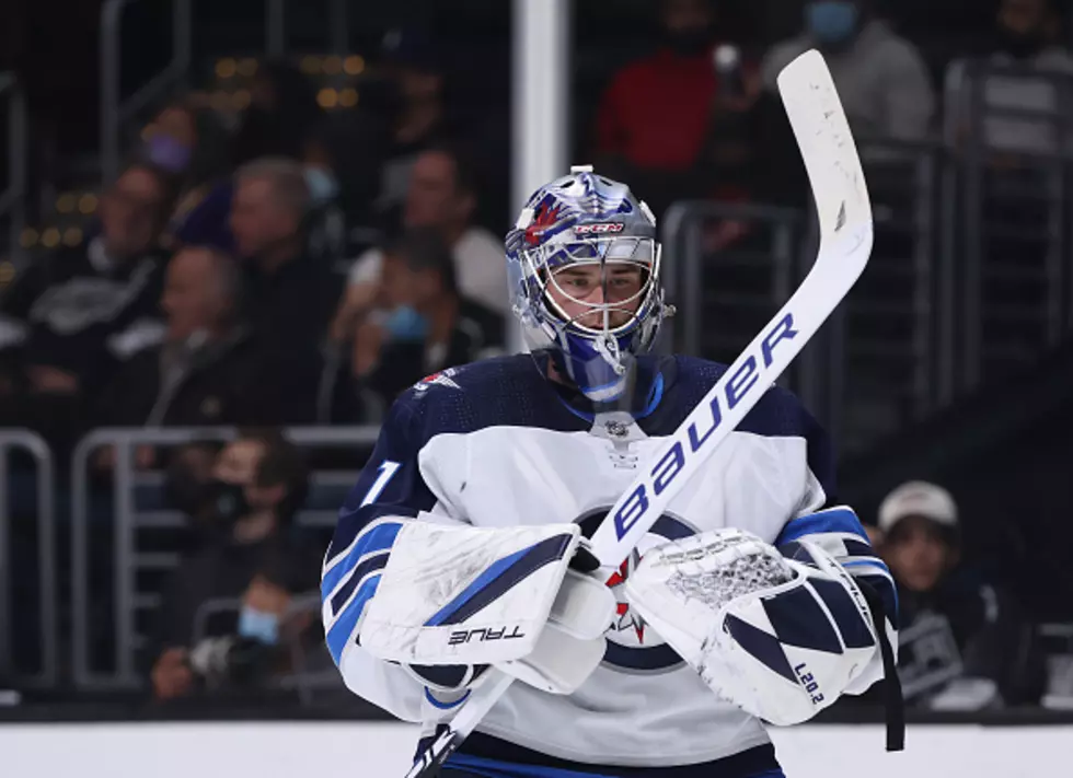 The Buffalo Sabres Sign a Brand New Goalie