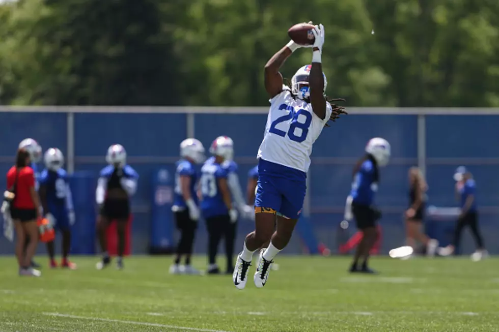 Bills Rookie Attempts to Draw Bills Logo and It&#8217;s Amazing [PHOTO]