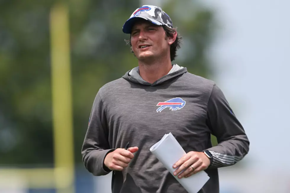 Ken Dorsey&#8217;s &#8220;Smiling&#8221; Video During Buffalo Bills Win Goes Viral