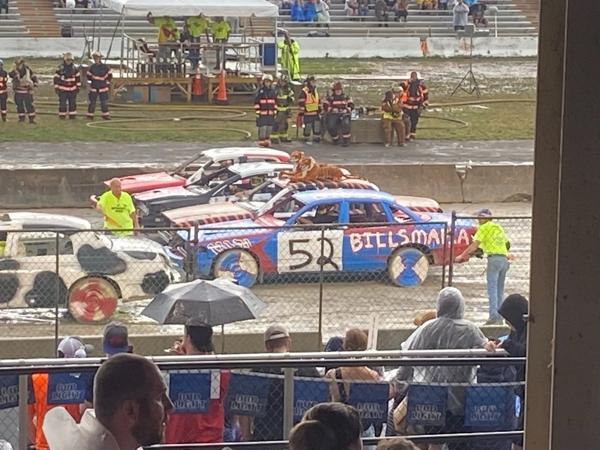 Fans love this Bills Mafia Demolition Derby car [PHOTOS]