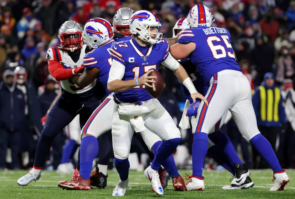 New England Patriots v Buffalo Bills