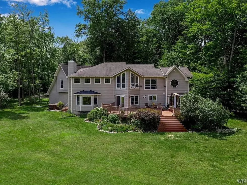 Open House At Gorgeous Home In East Aurora, New York [PHOTOS]