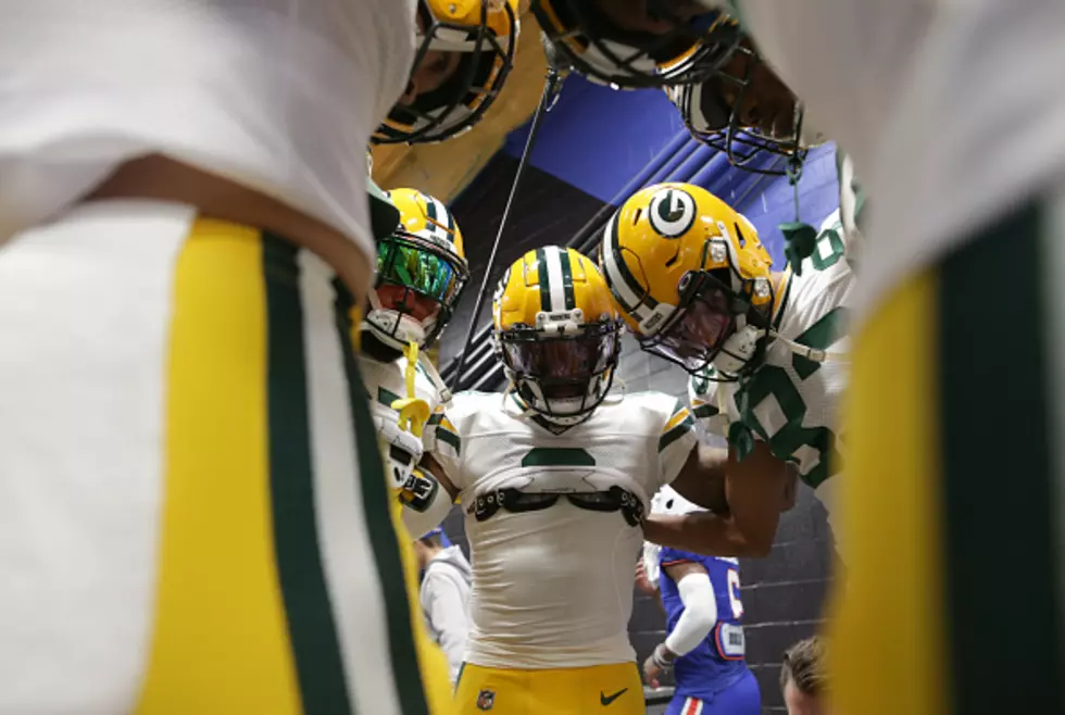 Packers Player Ejected For Pushing a Buffalo Bills Coach [VIDEO]