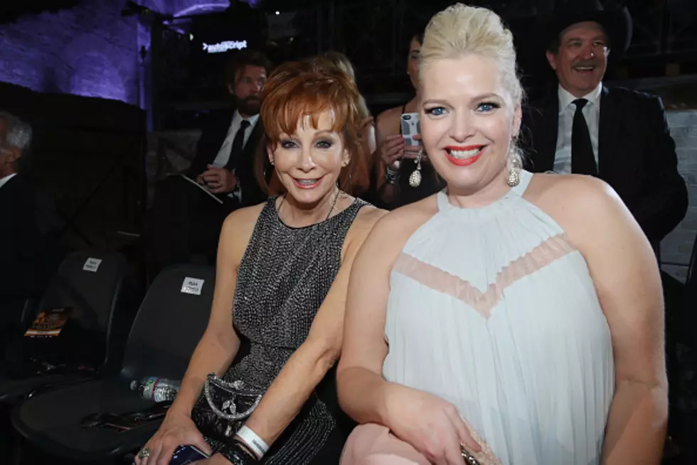 How Tall Is Barbara Jean On Reba An Insight Into Melissa Peterman's