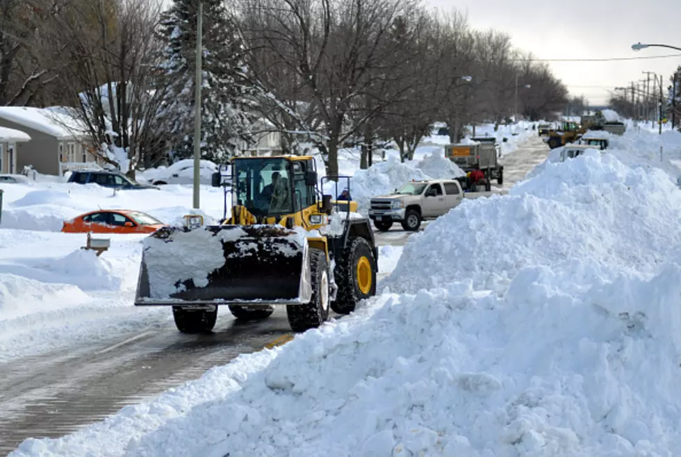 Major Weather Outlet Says 72 Inches of Snow Possible in Buffalo