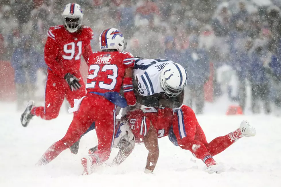 Buffalo Bills Player Runs Shirtless Through the Snowstorm