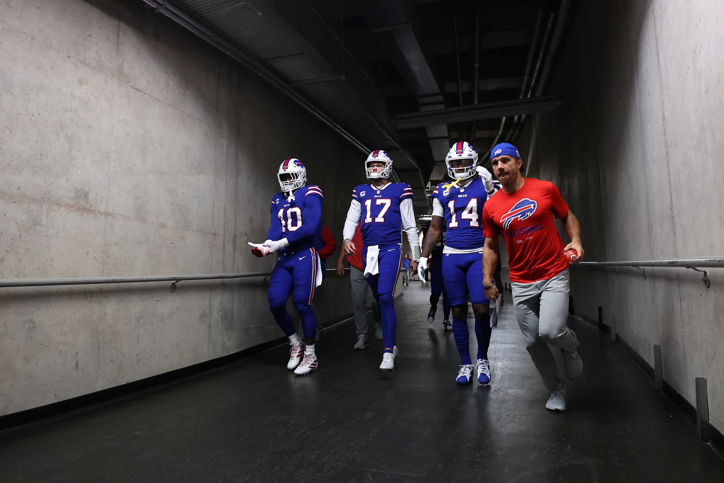 WATCH: Bills' Josh Allen signs endorsement deal with Gatorade brand