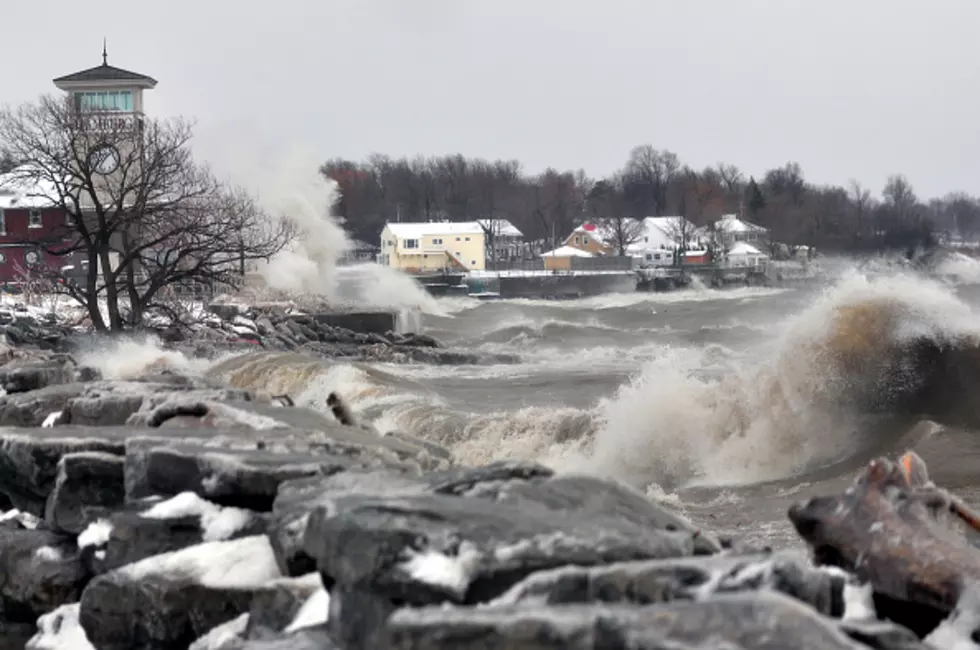 Dangerous Waves Will Pound The Great Lakes + Buffalo, NY