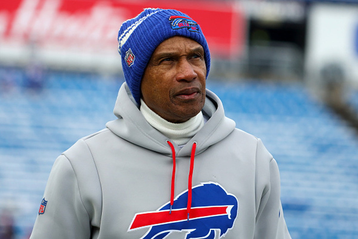 Bills Player Has Crushing Words After Leslie Frazier Steps Away