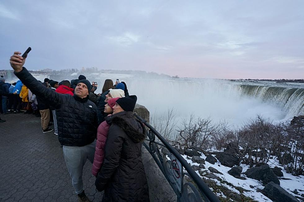 Tweet About Niagara Falls, New York Wins April Fools Day