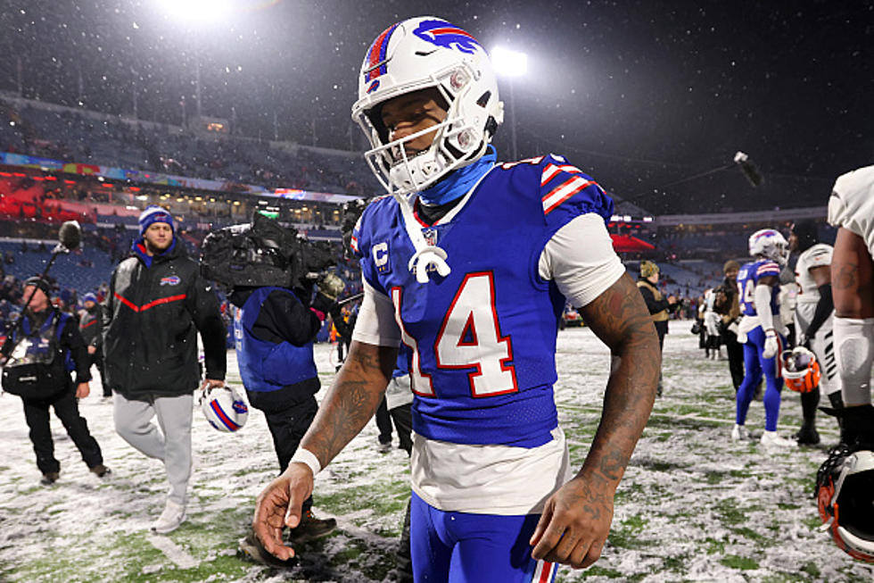 Diggs back on the field for Bills mandatory practice after skipping opening  session