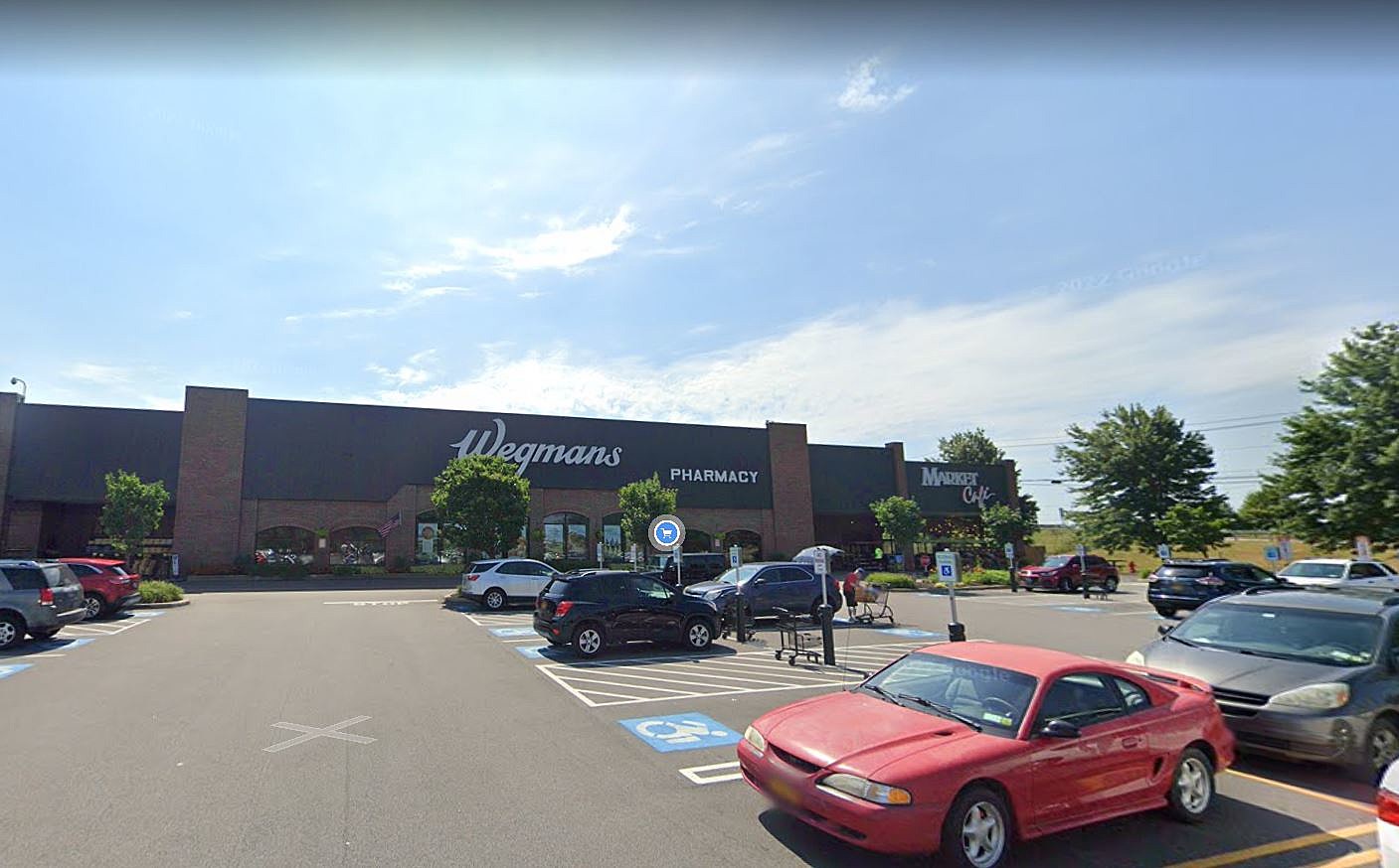 Wegmans on Sheridan restocked the frozen Bills hat : r/buffalobills