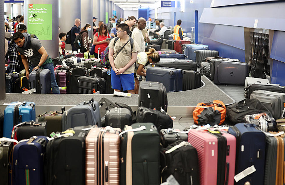 Avoid Taking Luggage To These New York Airports