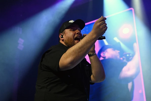 Massive Floor Added For Luke Combs In Buffalo, New York