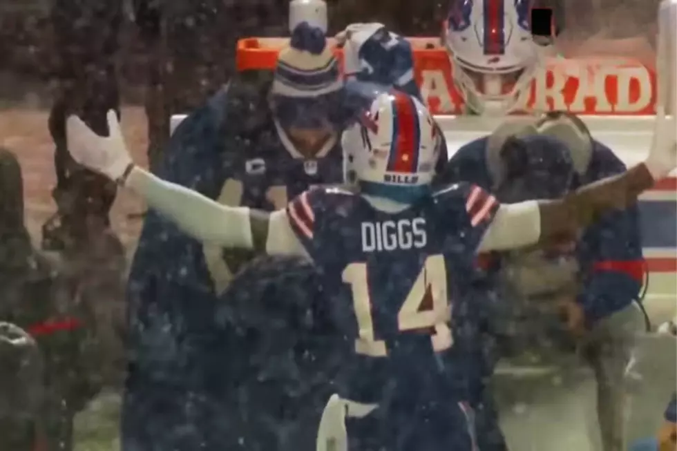 Stefon Diggs yelling at josh allen