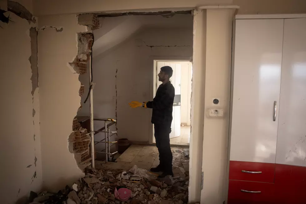 Couple’s AMAZING Find While Renovating in Buffalo, New York