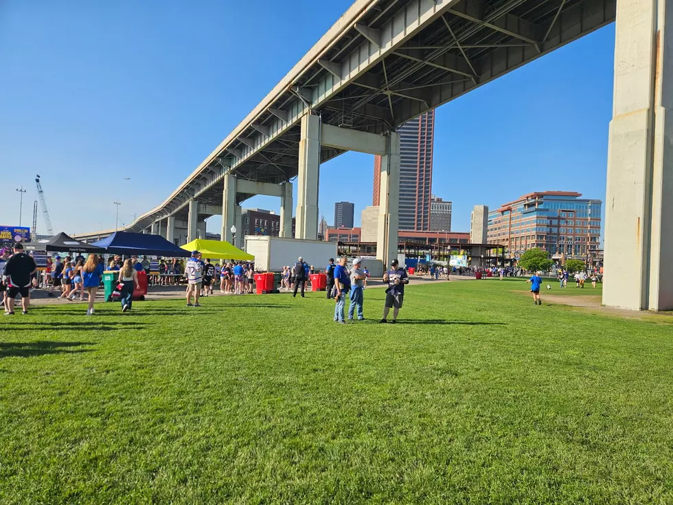 1,000 People Getting FREE World Cup Souvenirs in Buffalo, New York