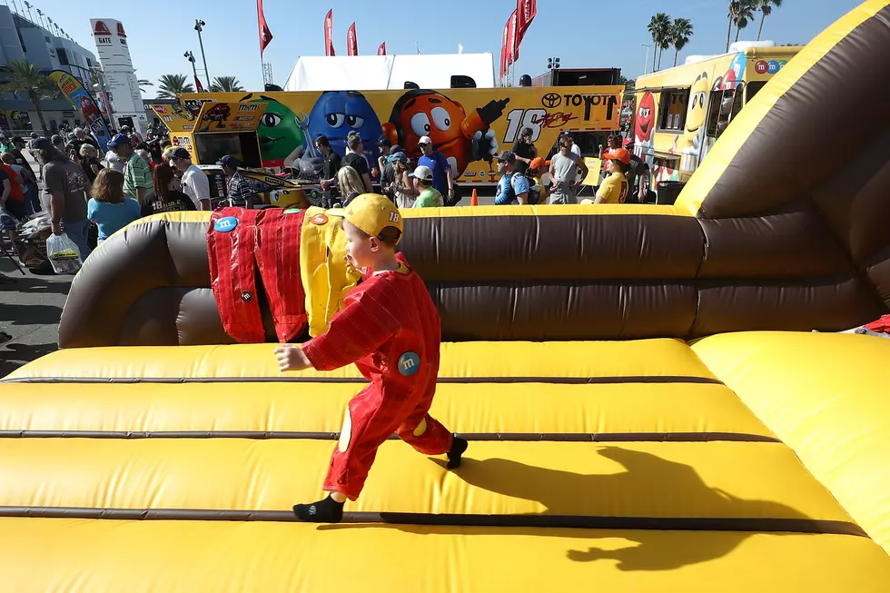 WNY Schools Can Do Really Cool Bounce House & Splash Pad Fundraiser