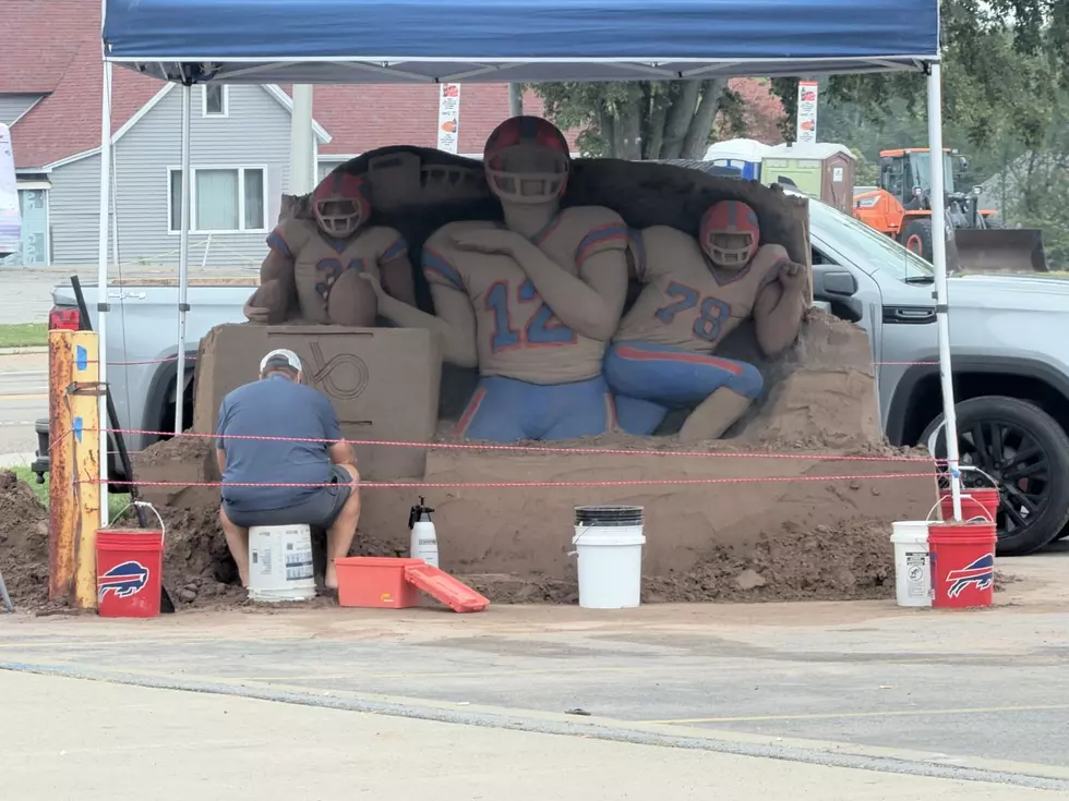 Massive Bills Sand Sculpture Being Sculpted At Prohibition 2020 In Orchard Park