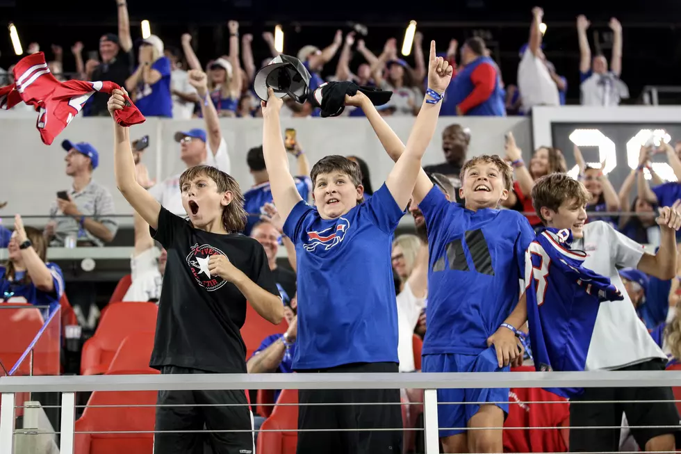 Fans Are Ecstatic About The End Zone Colors At The Bills Home Opener