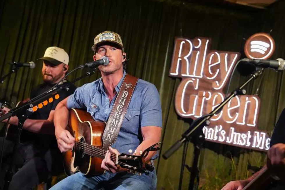 Hunters in New York State Comment on Riley Green’s Elk