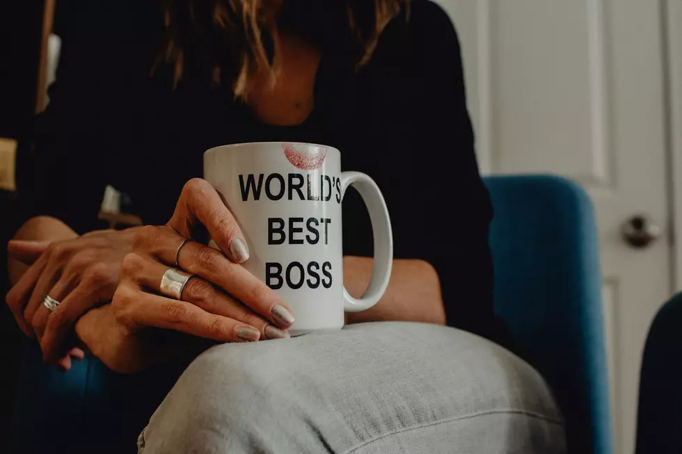 8 Places To Get Last-Minute Gifts For Your Boss On Boss’s Day In WNY