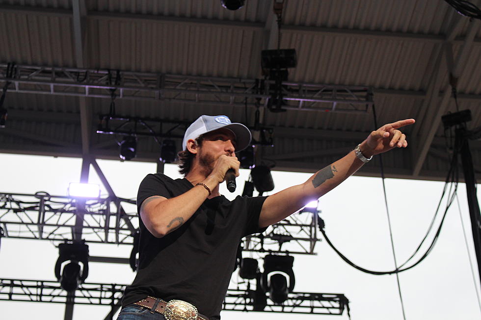 Chris Janson Rocks King Ropes Hat At Cheyenne Frontier Days [Photos]