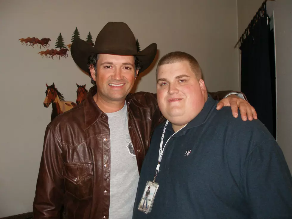 Tracy Byrd To Headline CFD’s Volunteer Crisis Fund Dinner & Auction