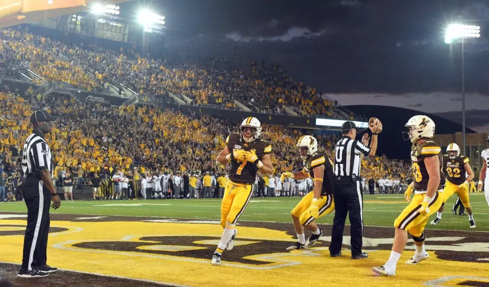 3 Quick takes: Wyoming stuns Tigers