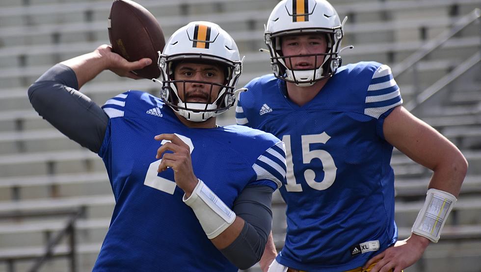 Playing QB and flying a plane … There’s a correlation