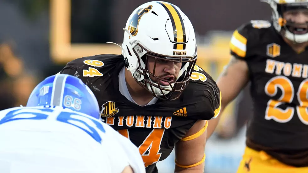 Three stars of the game: Pokes vs. Falcons