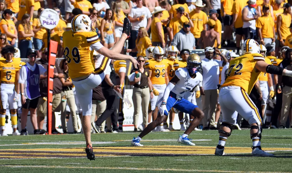 Three stars of the game: Pokes vs. Golden Hurricane