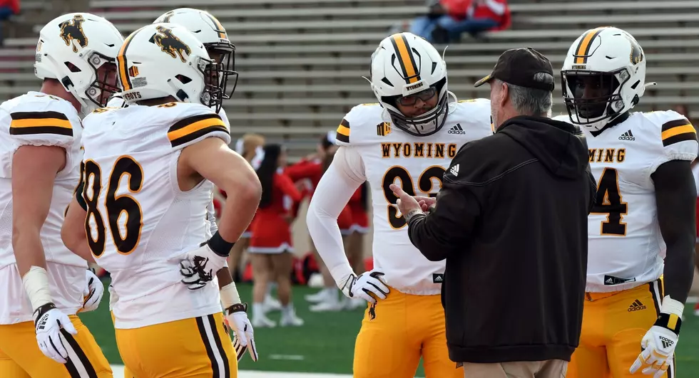 Wyoming&#8217;s Young Defensive Ends Have Arrived Ahead of Schedule