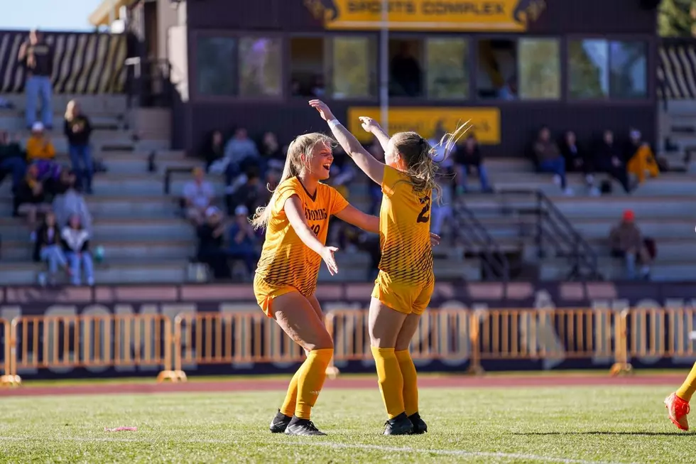 Cowgirls last-minute goal sinks Fresno State