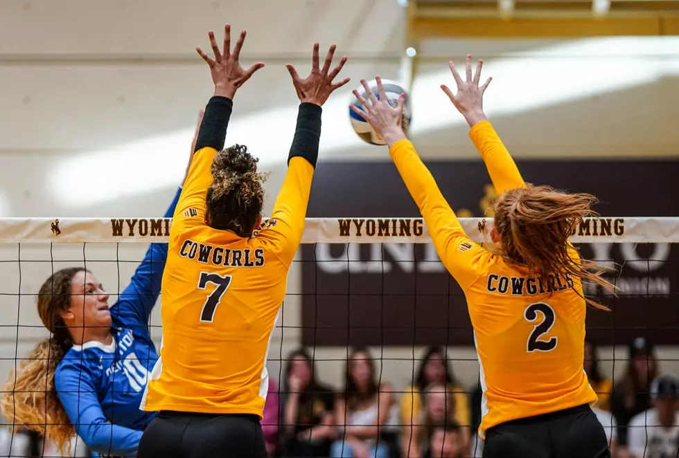 Cowgirls Rally Past Bulldogs on the Road