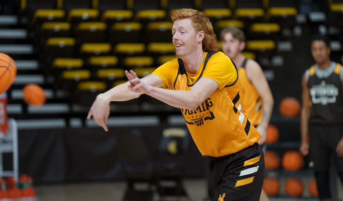 Stuart Barnhardt Barnhart's Debut Receives Rave Reviews From Teammates, Coaches