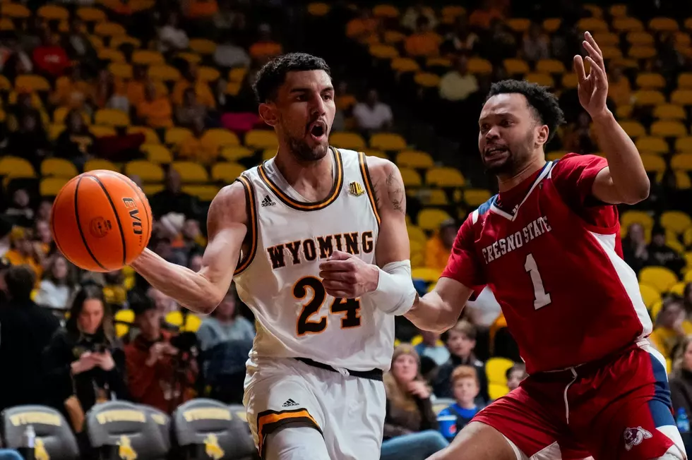 Wyoming Overwhelms Fresno State in first Half, rolls to 85-62 Win