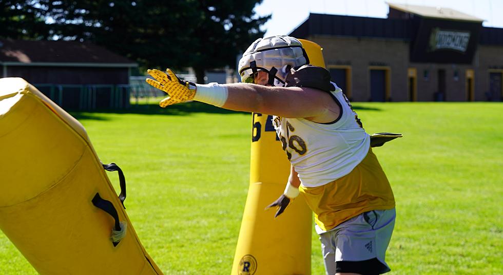 Wyoming’s O-Line Developing Depth Against Veteran Front