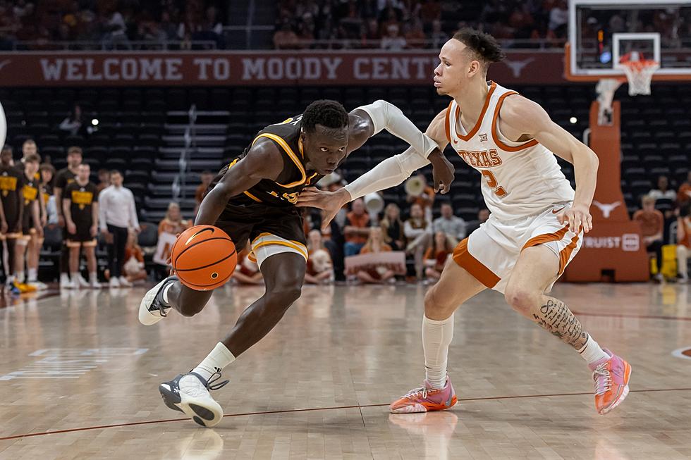 Cowboys Drop Road Contest at No.15 Texas, 86-63