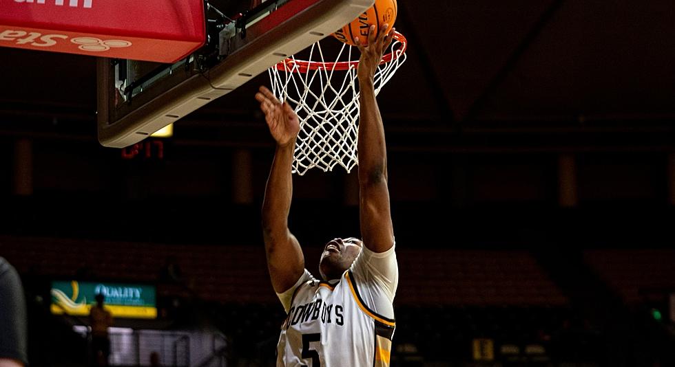 Manyawu Lands Second Double-Double, Leads Wyoming to 80-66 win