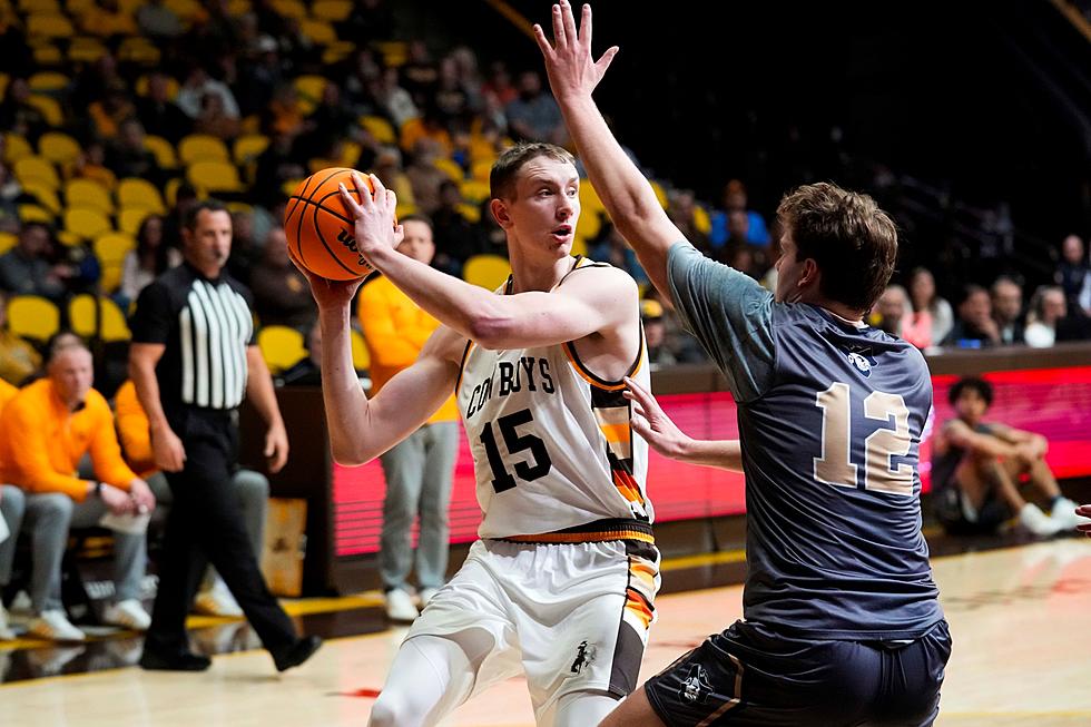 Shorthanded Cowboys Surge Past Mines in Second Half, 80-59
