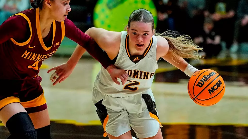 Minnesota Pulls Away Late, Tops Cowgirls in Great 8 of WNIT