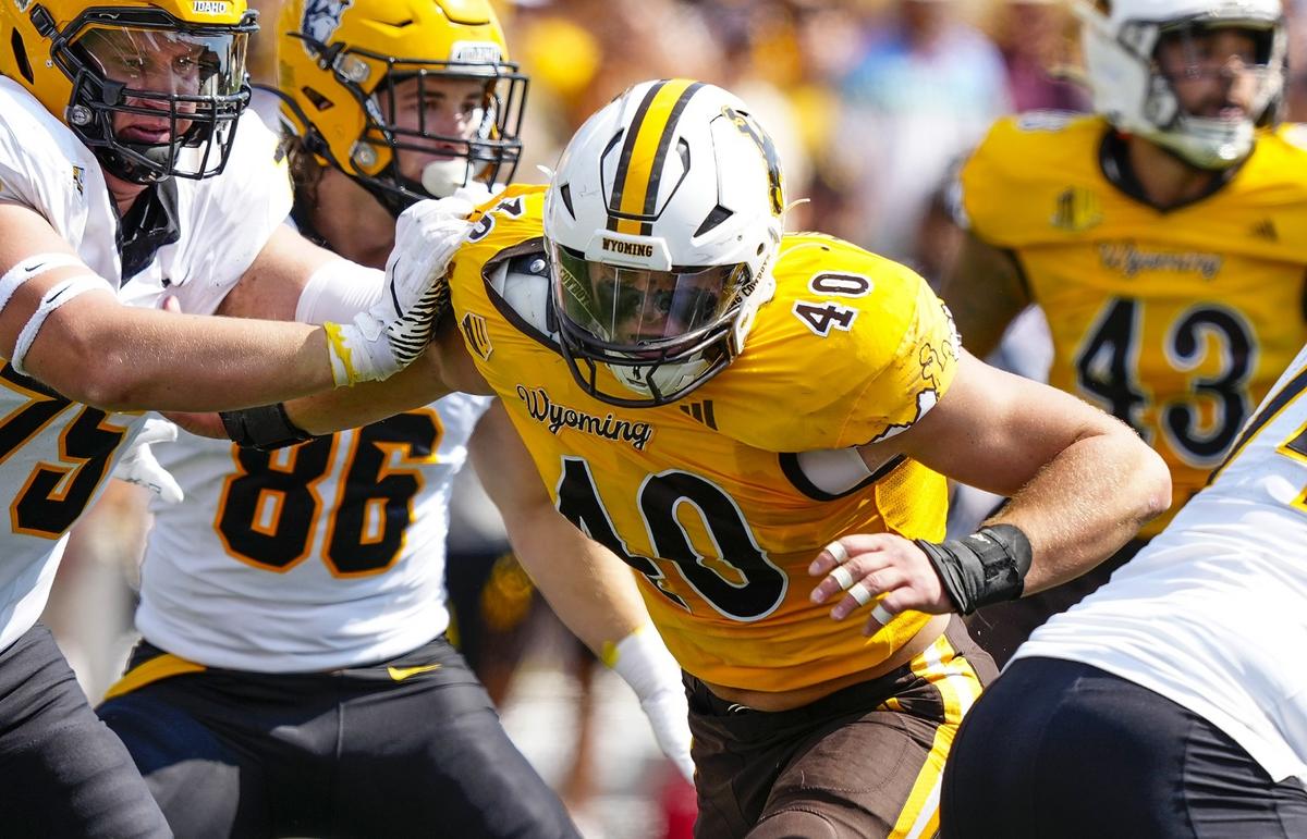 Pokes Practice Report: Edge Rushers Looking to Punish Passer