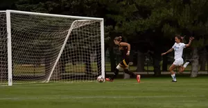 Alyssa Glover Nets Game-Winner With 14 Ticks Remaining