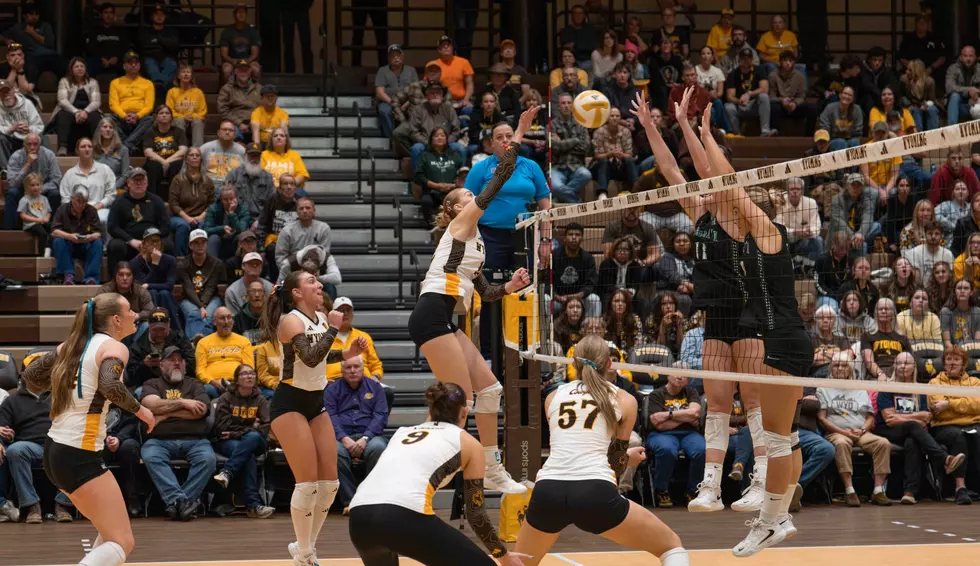 Cowgirls Push League-Leading Hawai&CloseCurlyQuote;i to the Brink, Fall in 5