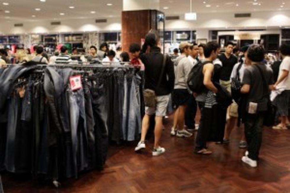 Winter Holiday Sales Expected to Rise Around 3%