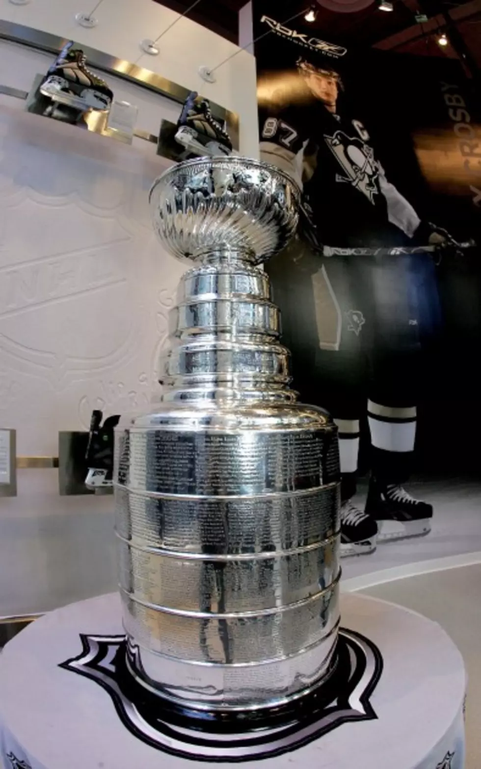 Casper Hockey Club Brings Stanley Cup To Town