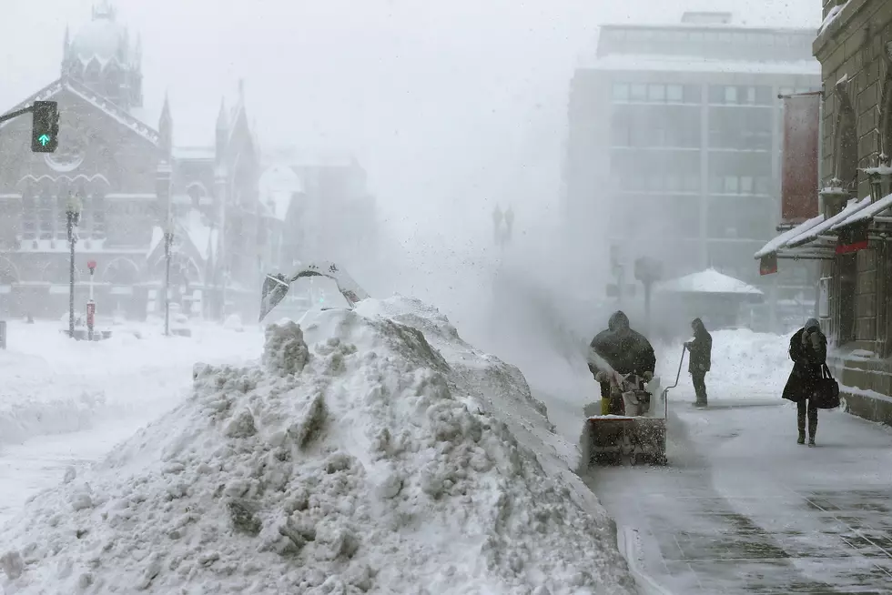 Snowstorm Spares DC, Heads Toward New England