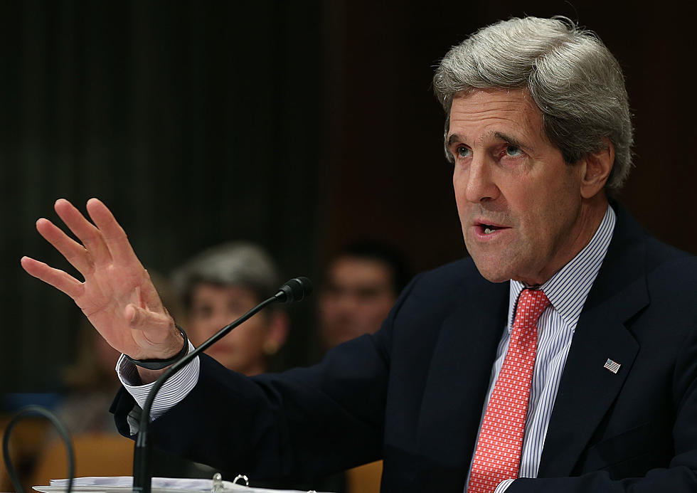 Kerry Seeks To Boost Afghan, Pakistan Ties