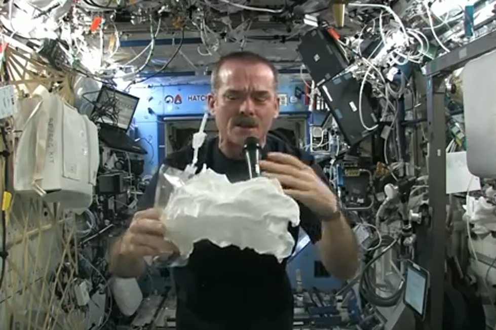 How Does Water Act In Space? [VIDEO]